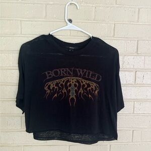 Forever 21 Black Graphic Crop T-Shirt